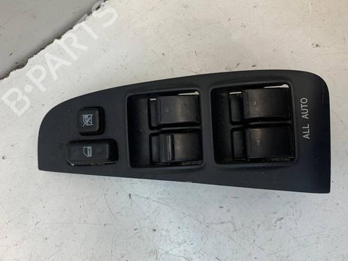 Comutador vidro frente esquerdo TOYOTA AVENSIS Estate (_T25_) 1.8 VVT-i (ZZT251_, ZZT251R) (129 hp) 31041848