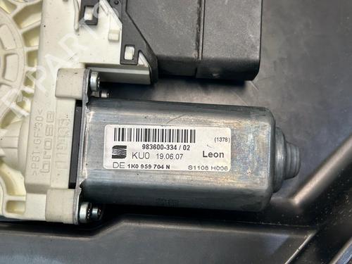 Rear right window mechanism SEAT LEON (1P1) 2.0 TDI | BP23497905C25 
