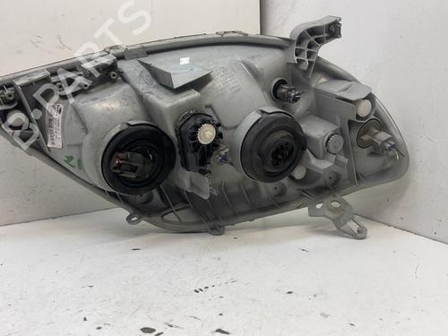 Left headlight TOYOTA COROLLA (_E12_) 2.0 D-4D (CDE120_, CDE120R) | BP29541579C28 