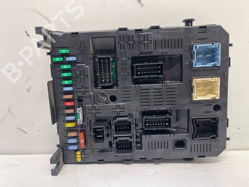 fuse-box-citroen-c4-i-saloon-2006-2007-2008-2009-2010-2011-2012-2013-2014-39595550 main image