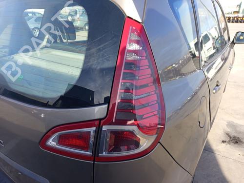Used Right taillight RENAULT SCÉNIC III (JZ0/1_) [2008-2016]  31096871