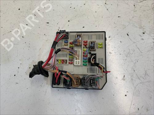 Used Fuse box OPEL CORSA B (S93) 1.7 D (F08, F68, M68) (60 hp) 24038680