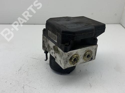Used ABS pump KIA CARENS II MPV (FJ) 2.0 CRDi (113 hp) 11009149