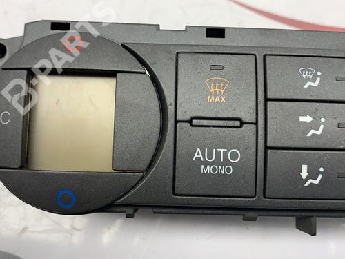 Used Climate control FORD FOCUS II Saloon (DB_, FCH, DH) 1.6 (100 hp) 11006735