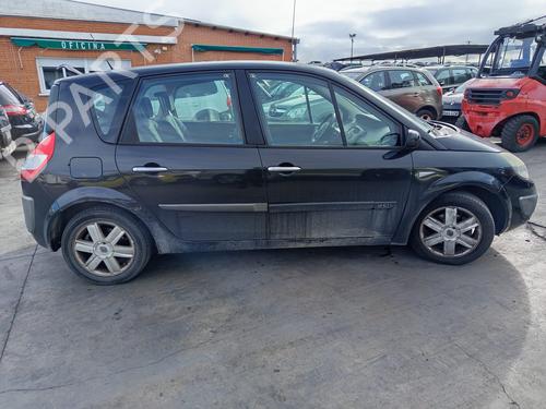 Left taillight RENAULT GRAND SCÉNIC II (JM0/1_) 1.6 | BP31335084C34