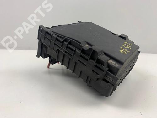 Used Fuse box Fuse box SEAT LEON (1P1) 2.0 TDI 16V (140 hp) 11055729 11055729