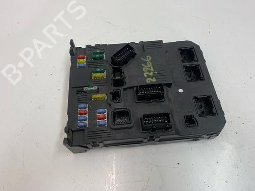 Used Fuse box PEUGEOT 407 (6D_) 2.0 (6DRFNB, 6DRFNE) (136 hp) 16324856