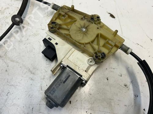 Rudehejsemekanisme ventre foran AUDI A6 C6 (4F2) 2.4 | BP21066046C22 