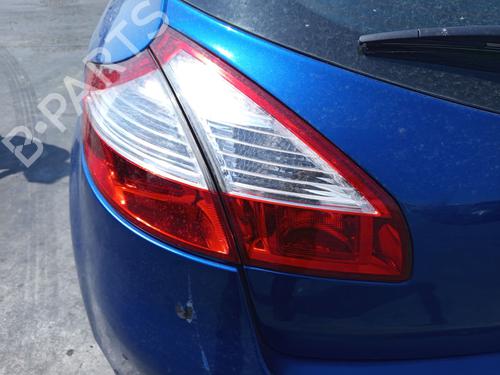 Venstre baglygte bagklap RENAULT MEGANE III Hatchback (BZ0/1_, B3_) 1.6 16V (BZ0H) (101 hp) 29607616
