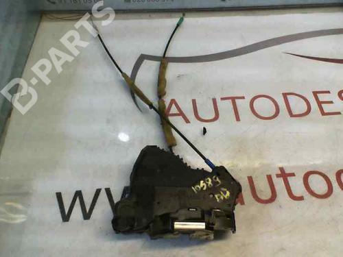 Used Front right lock TOYOTA COROLLA (_E12_) 2.0 D-4D (CDE120R, CDE120L_) (116 hp) 11004528