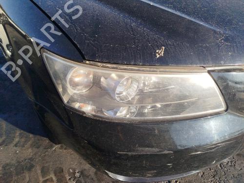 Used Right headlight HYUNDAI SONATA V (NF) [2004-2014]  31050976