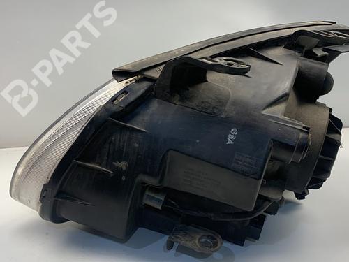 Right headlight KIA CARENS II MPV (FJ) 2.0 CRDi | BP11571444C29 