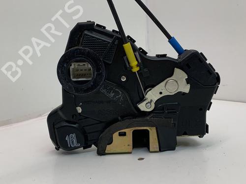 Used Front left lock TOYOTA COROLLA Verso (ZER_, ZZE12_, R1_) 1.8 (ZNR11_, ZNR11R) (129 hp) 13551031