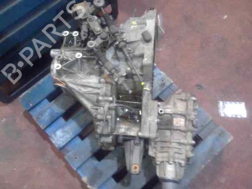 Used Gearbox HYUNDAI SANTA FÉ II (CM) 2.2 CRDi GLS (150 hp) 11001415
