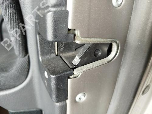 Used Front right lock MERCEDES-BENZ C-CLASS (W203) [2000-2007]  30539763