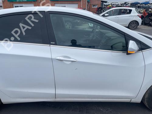 Używane Drzwi przednie prawe HYUNDAI i30 (GD) [2011-2025]  30837731