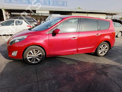 Left taillight RENAULT GRAND SCÉNIC III (JZ0/1_)  | BP30700625C34 