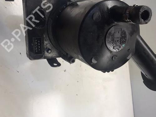 Used Steering pump PEUGEOT 307 CC (3B) 2.0 16V (136 hp) 13717889