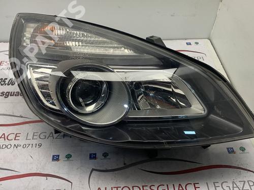 Używane Lampa przednia prawa RENAULT SCÉNIC II (JM0/1_) [2003-2010]  11007565