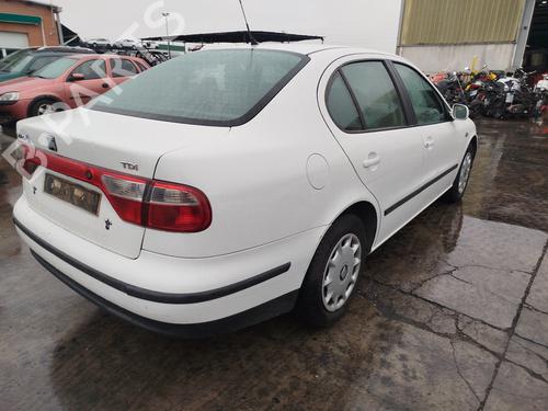 Left taillight SEAT TOLEDO II (1M2)  | BP27983505C34 