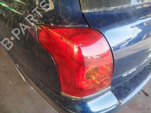 Venstre baglygte TOYOTA AVENSIS Estate (_T25_) 2.0 D-4D (CDT250_, CDT250R) (116 hp) 30792201