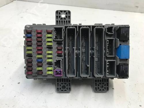 Used Fuse box HONDA CIVIC VIII Hatchback (FN, FK) 1.8 (FN1, FK2) (140 hp) 25266522