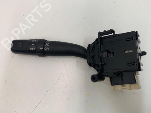 Used Headlight switch TOYOTA AVENSIS (_T25_) 2.0 D-4D (CDT250_, CDT250R) (116 hp) 15729933