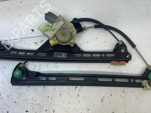 BP30563119C23 main image