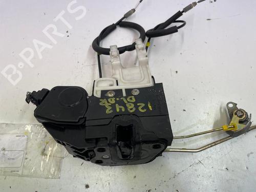 Front right lock HYUNDAI SANTA FÉ I (SM) 2.4 16V | BP18257884C97 