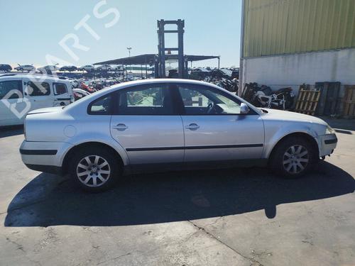 Højre forlygte VW PASSAT B5.5 (3B3) 1.9 TDI | BP19634813C29 