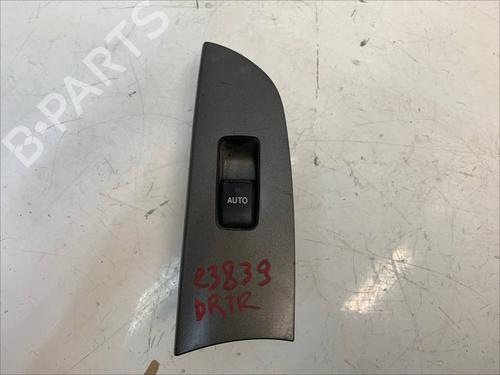 Used Right rear window switch LEXUS IS II (_E2_) 220d (ALE20) (177 hp) 28581038