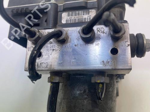 ABS pump PEUGEOT 308 SW I (4E_, 4H_) 1.6 HDi | BP27573797M43 