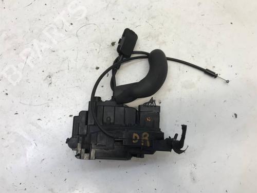 Venstre foran lås RENAULT MEGANE III Hatchback (BZ0/1_, B3_) 1.5 dCi (BZ09, BZ0D, BZ1W, BZ29, BZ14) (110 hp) 26140419