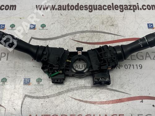 Used Switch TOYOTA VERSO (_R2_) 2.0 D-4D (AUR20_, AUR20R) (126 hp) 11007599