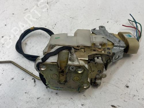 Front left lock TOYOTA PRIUS Saloon (_W1_) 1.5 Hybrid (NHW1_) | BP30436496C98 