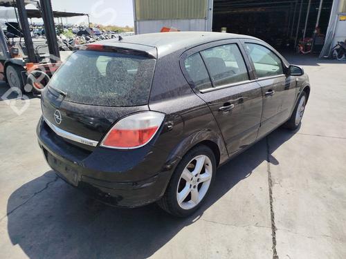 Venstre baglygte OPEL ASTRA H (A04)  | BP28152887C34 