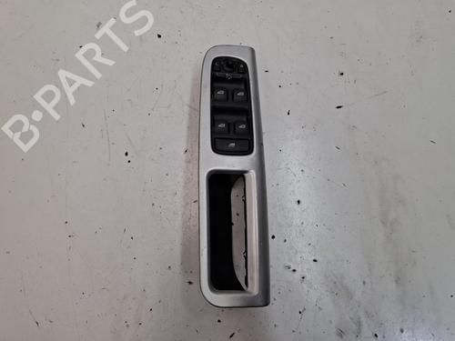 Used Left front window switch VOLVO V50 (545) 1.6 D (109 hp) 19107541