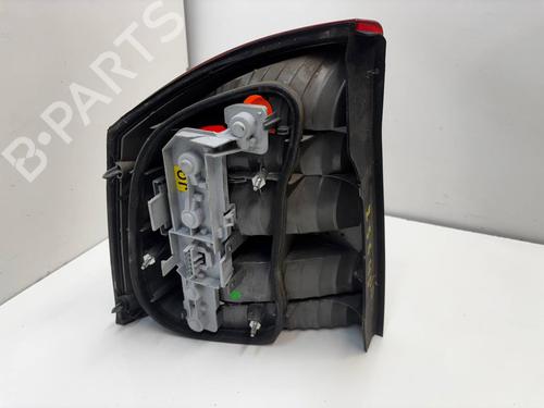 Right taillight OPEL VECTRA C (Z02) 1.8 16V | BP28215905C35 