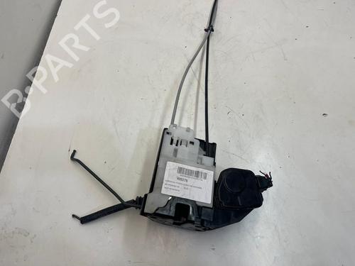 Used Front left lock KIA SPORTAGE II (JE_, KM_) 2.0 CRDi 4WD (140 hp) 19107265