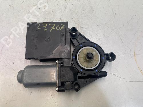 Right front window motor VW TOURAN (1T3) 1.4 TSI | BP20109284E20 