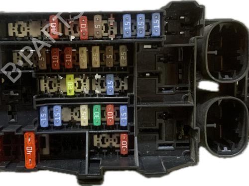 Used Fuse box RENAULT MEGANE III Hatchback (BZ0/1_, B3_) 1.2 TCe (BZ2B, BZ11) (116 hp) 16685460