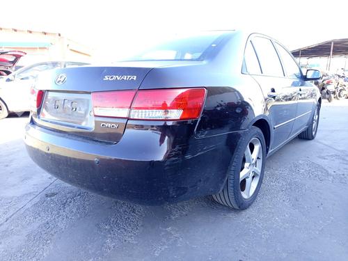 Brugte HYUNDAI SONATA V (NF)  2.0 CRDi  4612178