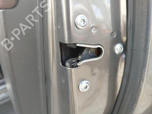 Used Rear right lock OPEL ANTARA A (L07) [2006-2017]  31377402