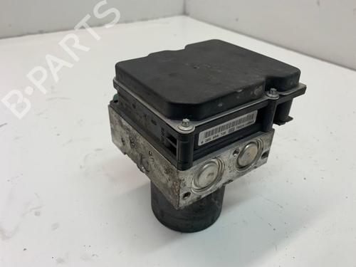 Used ABS pump RENAULT MEGANE II (BM0/1_, CM0/1_) 1.6 16V (112 hp) 15518481
