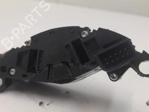 Steering wheel controls MERCEDES-BENZ C-CLASS (W203) C 220 CDI (203.008) | BP19107561E15 