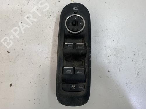 Used Left front window switch FORD MONDEO IV (BA7) 2.0 TDCi (140 hp) 18052196
