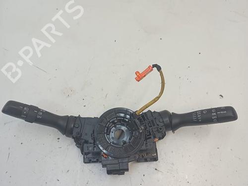Commutateur TOYOTA YARIS (_P9_) 1.4 D-4D (NLP90_, NLP90R) (90 hp) 26221939