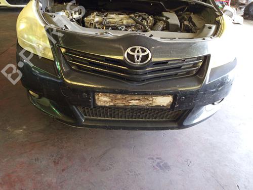 Used Front bumper TOYOTA VERSO (_R2_) 1.6 (ZGR20_, ZGR20R) (132 hp) 30724193