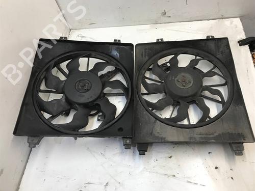 Used Radiator fan HYUNDAI SANTA FÉ II (CM) 2.2 CRDi GLS (150 hp) 26328939