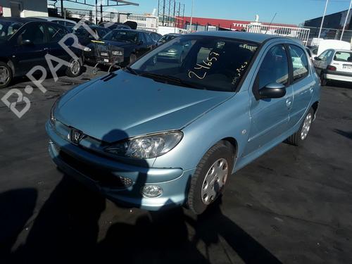 Fuse box PEUGEOT 206 Hatchback (2A/C) 2.0 HDI 90 | BP16396737E1 